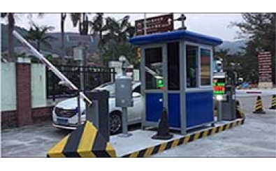 小梅沙應(yīng)用車牌識別+智能道閘演示視頻